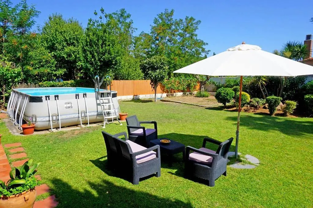 Casa En Viladamat Con Piscina En La Costa Brava Holiday home